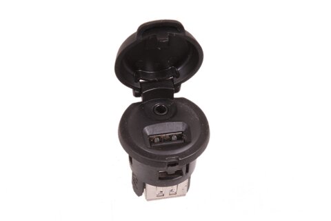 Konektor USB do prístrojovej dosky