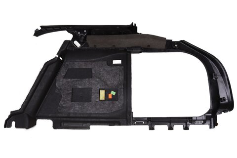 Panel batožinového priestoru pravý combi (soul čierna) 8K9863880DYEJ