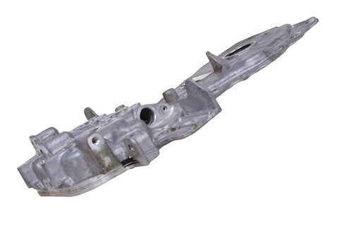 Kryt rozvodov motora 135022839R
