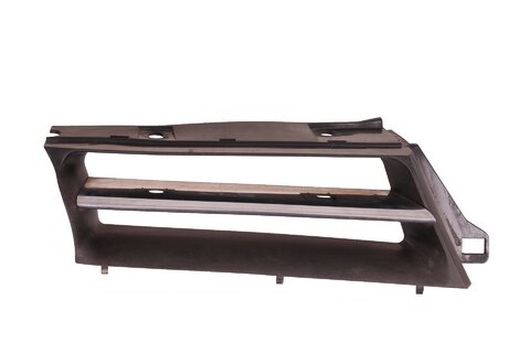 Mriežka pod kapotou pravá -03