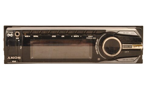 Autorádio (AUX, USB, CD) univerzálne