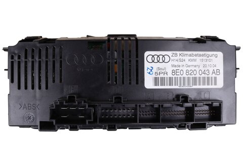 Panel ovládania automatickej klimatizácie (výhrev sedadiel) 8E0820043AB