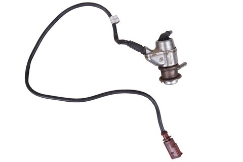 Vstrekovacia tryska AdBlue 04L131113S