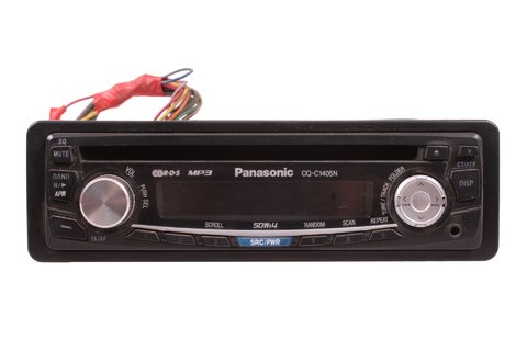 Autorádio s CD univerzálne