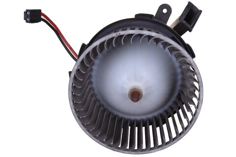 Ventilátor kúrenia 8T1820021