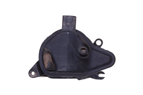 Hmlový svetlomet predný pravý H7 8P0941700A