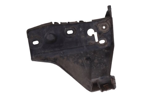 Držiak predného nárazníka pravý Allroad 4Z7807284A