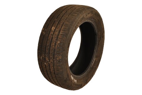 Pneumatika LETNÁ 215/55 R16 97Y Barum BRAVURIS 5 HM ( 7 mm ) rok 2021