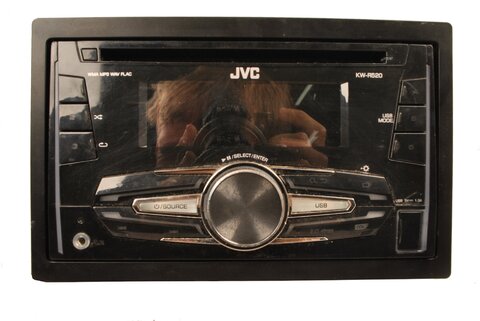 Autorádio (CD, AUX, MP3, USB) univerzálne