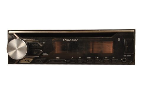 Autorádio s CD (MP3, AUX, WMA) univerzálne