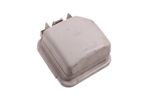 Krytka predného svetlometu ľavá 105x93 mm