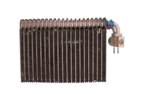 Výparník klimatizácie s expanzným ventilom