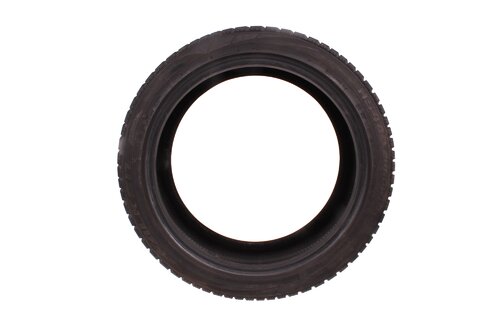 Pneumatika ZIMNÉ 225/45 R18 95V FALKEN EuroWinter HS449 (4,5mm) rok 2012