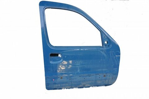 Dvere prednej pravej P (bez šoupaček)