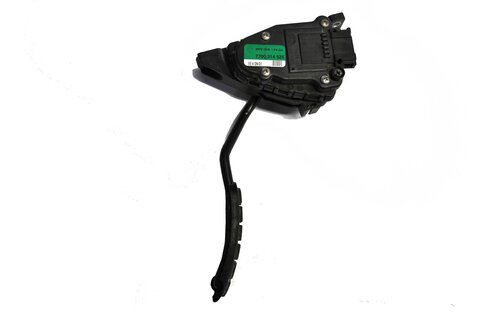 Elektronický pedál plynu