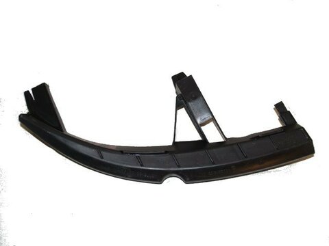 Pravý predný držiak nárazníka -06