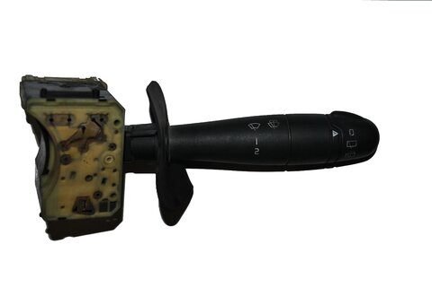 Prepínacia páčka stieračov