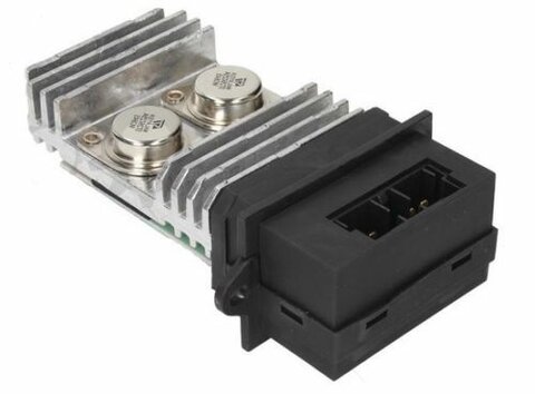 Regulátor vnútorného ventilátora pre automatickú klimatizáciu