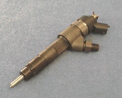 Vstrekovač 0445120002