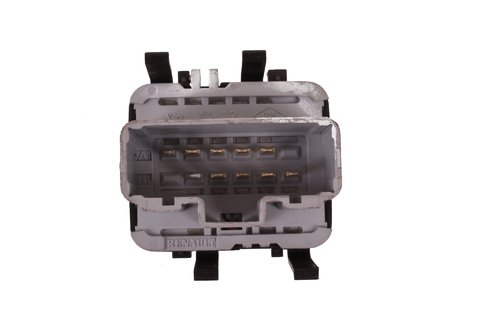 Tlačidlá sťahovania okien ľavej prednej bez dojazdu