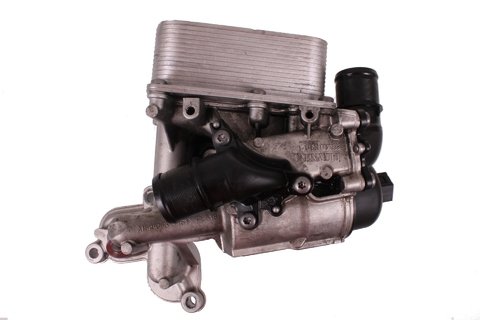 Obal olejového filtra s chladičom