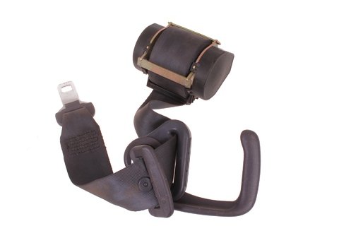 Pravý zadný navíjač pásu pre prvý rad sedadiel