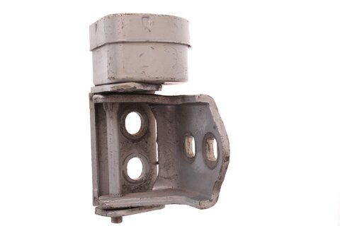 Pravý spodný pánt dverí