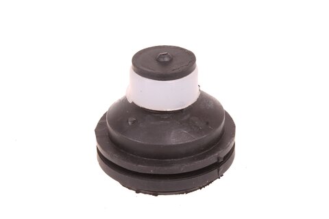 Gumové uloženie krytu motora