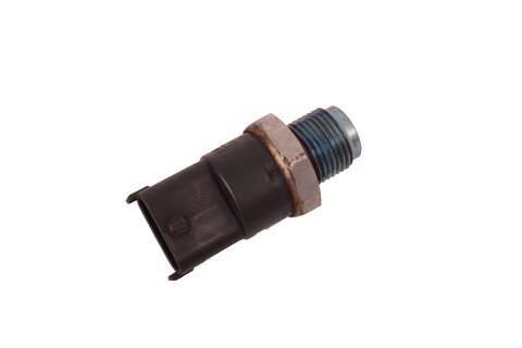 Snímač tlaku paliva