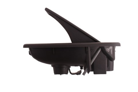 Ľavá páčka pre sklopenie zadných sedačiek