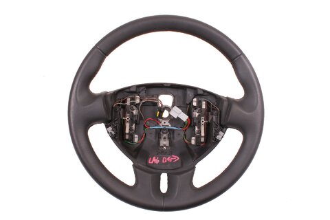 Volant s multifunkciou