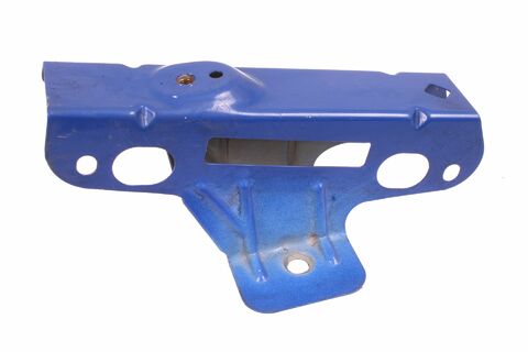 Držiak nárazníka ľavý / pravý (-06)