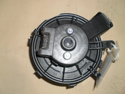 Ventilátor kúrenia 2piny