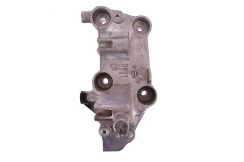 Držiak alternátora