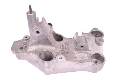 Držiak alternátora