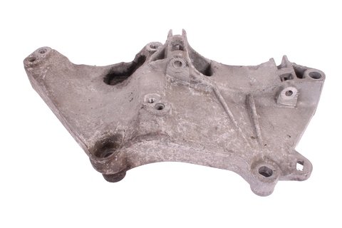 Držiak príslušenstva motora