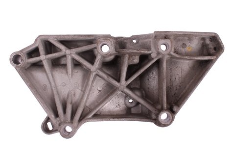 Držiak príslušenstva motora