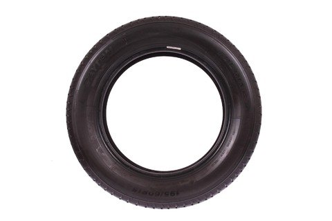 Pneumatika LETNÉ 195/60 R15 88H DAYTON Touring 2 (6 mm) rok 2016