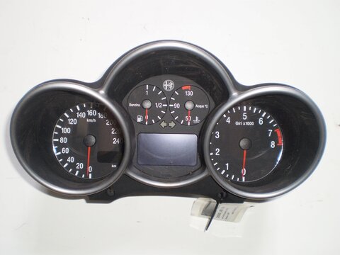 Prístrojový štít