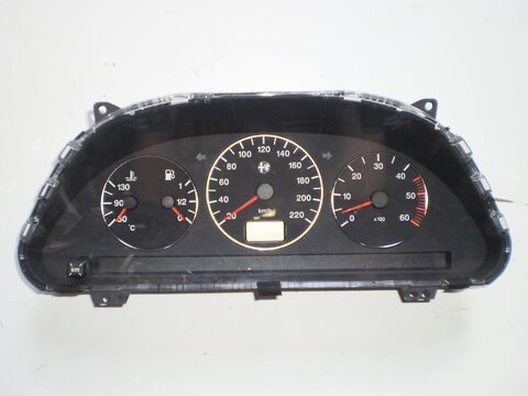 Prístrojový štít