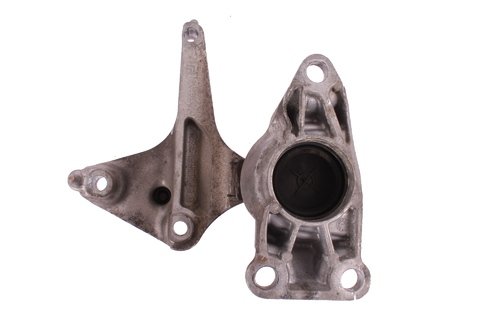 Silentblok zavesenie motora