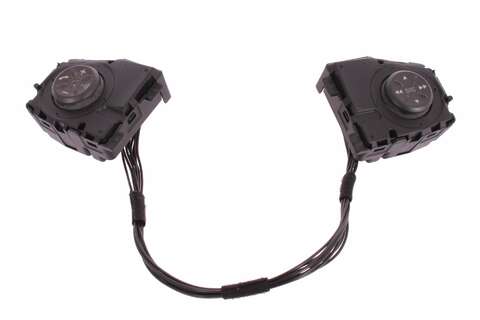 Multifunkčné tlačidlá volantu