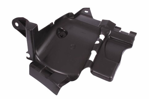 Bočný plastový kryt pri motore