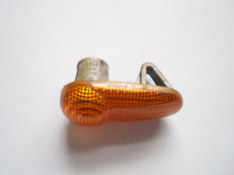 Bočné blikač oranžový L = P