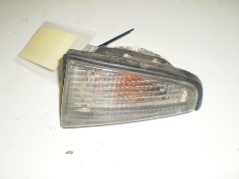 Blikač predný pravý P dymový