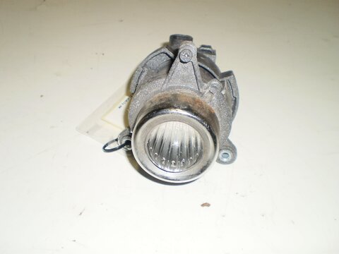 Hmlovka predná P = L