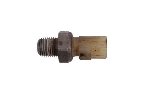 Snímač tlaku oleja