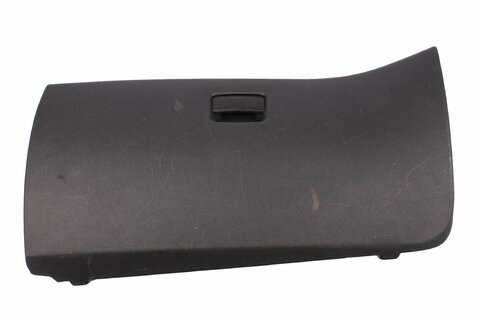 Dvierka priehradky spolujazdca 8218FG