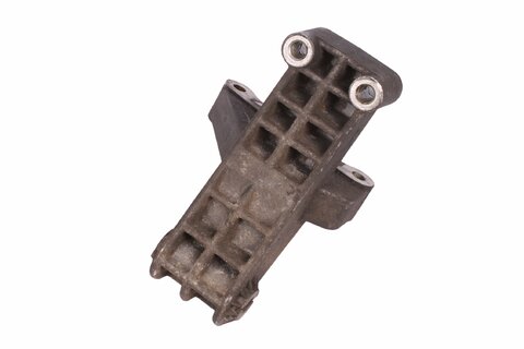 Držiak motora a prevodovky