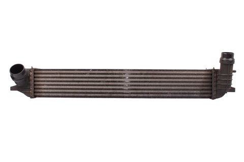 Chladič nasávaného vzduchu - intercooler